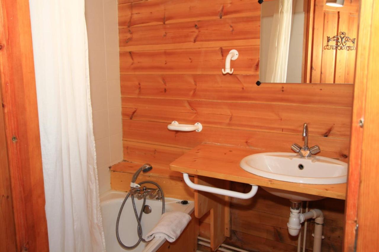 Le Barlèt:2/3 pers Hameau des Chazals Nevache Hautes Alpes Buitenkant foto